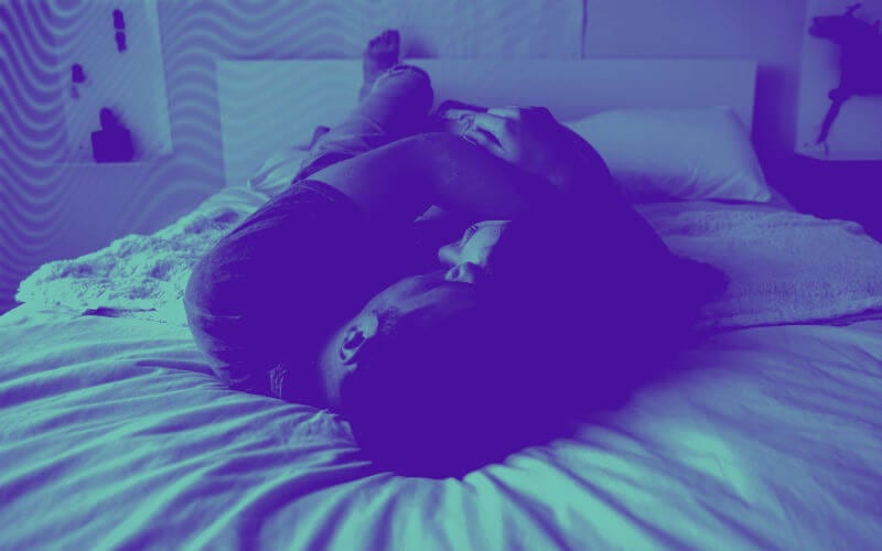 Artigo Sexualidade - Blog da Clínica Médica do Porto imagem de casal na cama